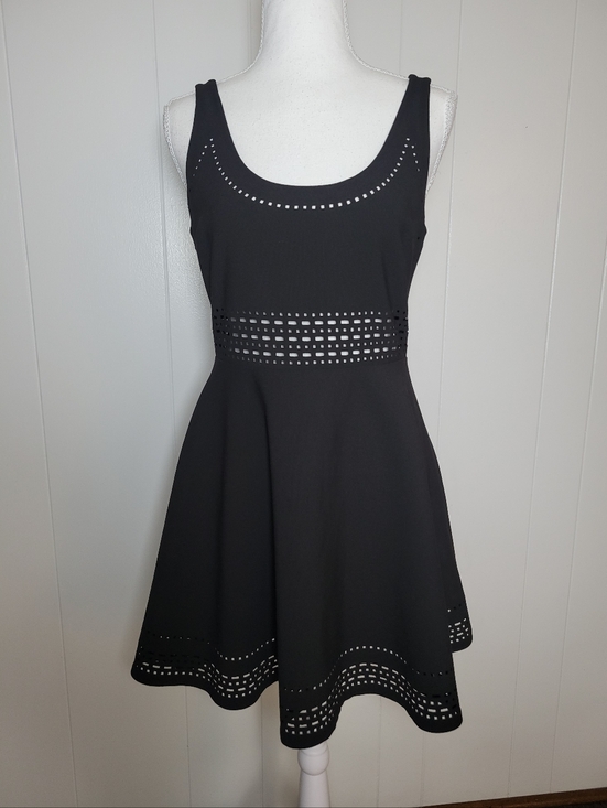 Elizabeth And James Black Cut Laser Out Mini Dress Fit & Flare Party Classic 8 - Picture 3 of 9